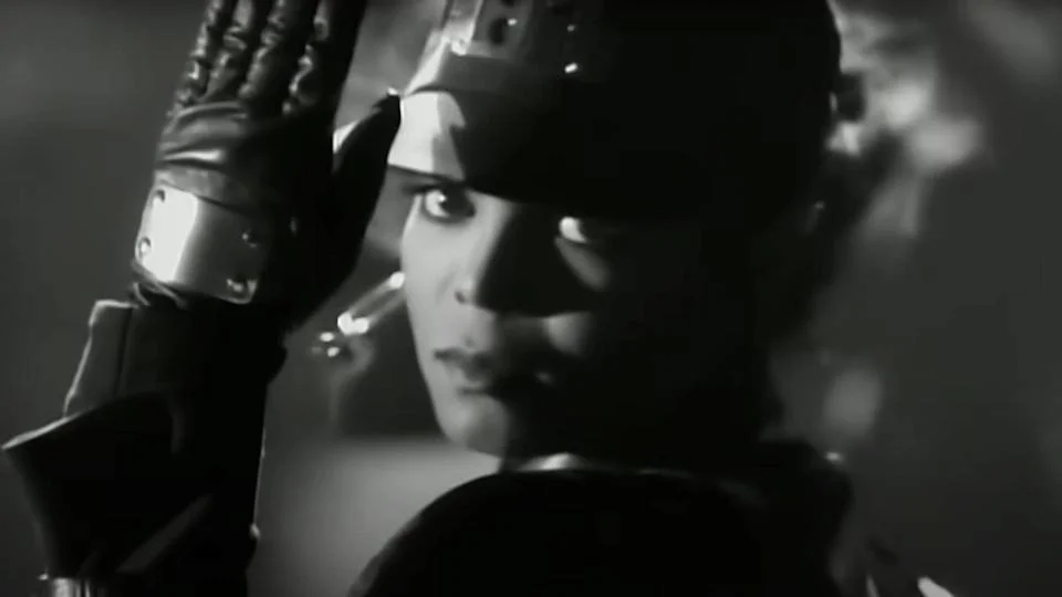 The Unbelievable Tale of Janet Jackson’s ‘Rhythm Nation’ Crashing Laptops: A Tech Throwback