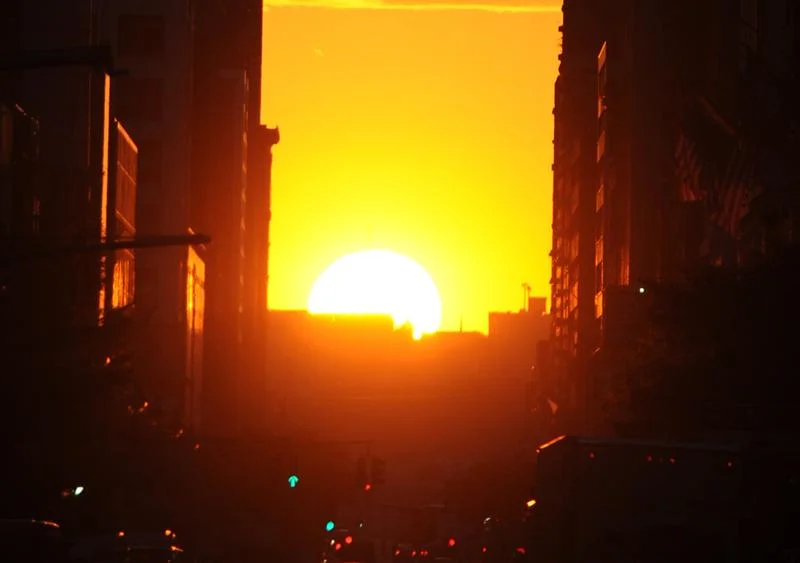 Manhattanhenge Returns: Catch the NYC Sunset Spectacle This May and July!