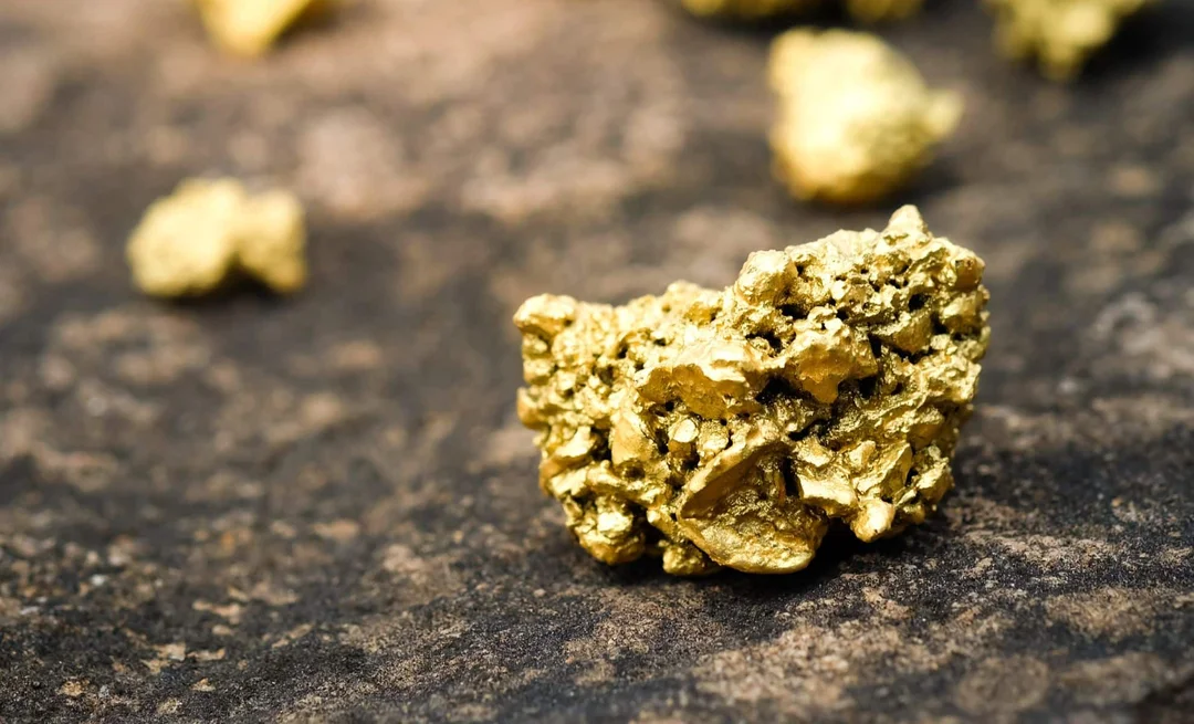 Alchemy Achieved: Physicists Briefly Turn Lead Into Gold at CERN’s LHC