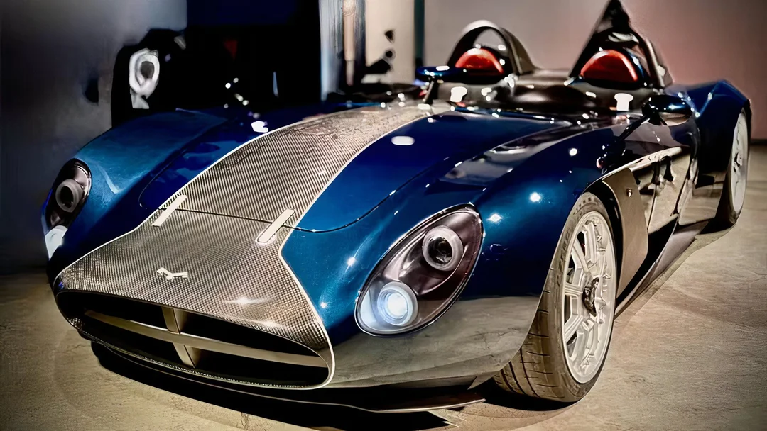 Automobili Mignatta Unveils the Rina: A Retro V8 Barchetta Roaring into the Future