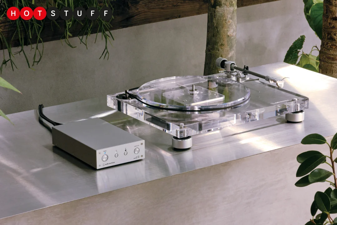 Audio-Technica Unveils Stunning Transparent AT-LPA2 Turntable: A Visual and Sonic Masterpiece