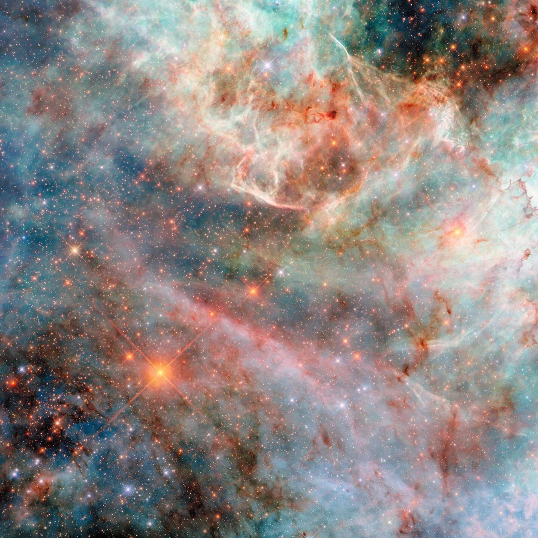 Hubble’s Latest Masterpiece: ‘Cotton Candy Clouds’ in the Large Magellanic Cloud