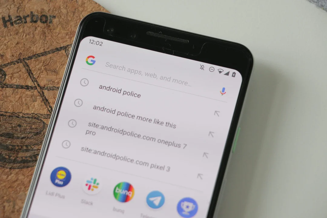 Google Refreshes Iconic ‘G’ Logo After Nearly a Decade: Embracing Gradient Design and AI Aesthetics
