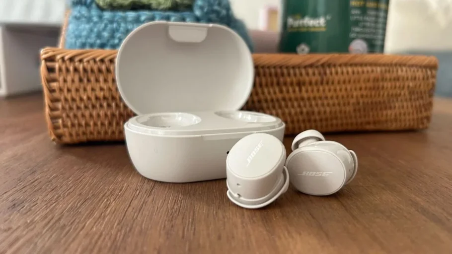 Budget-Friendly Bliss: Are Affordable Earbuds Closing the Gap with Premium Models?