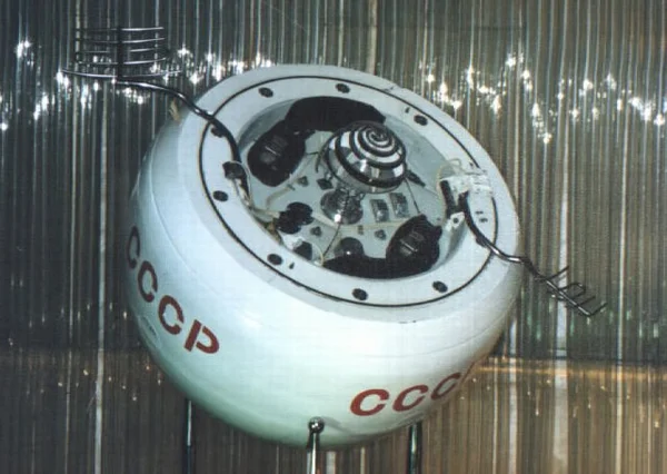 Soviet Spacecraft’s Fiery Re-entry: A 53-Year-Old Mystery Ends Over the Indian Ocean